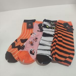 4 Pair Of Women's Halloween Themed Socks Size 9-11 NWT